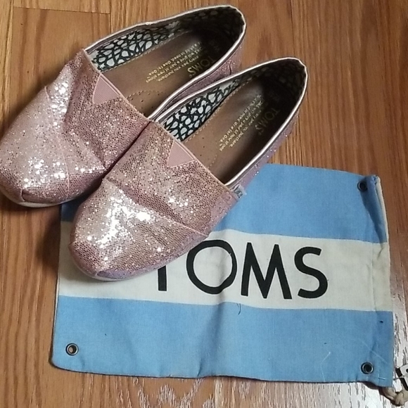 Pink sparkle TOMS size 6.5 - Picture 1 of 8